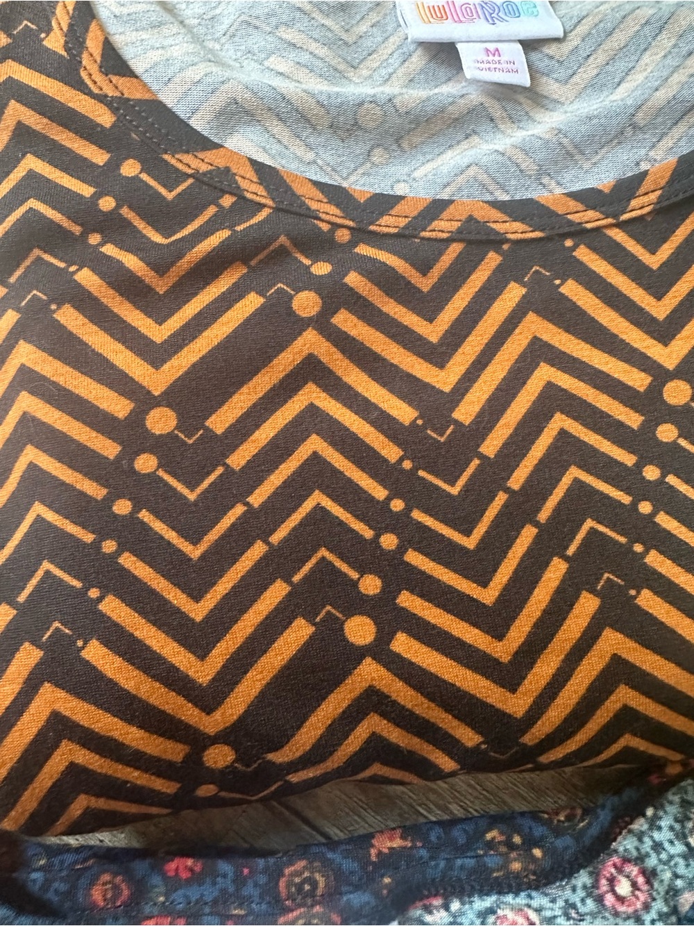 LuLaRoe Irma Tops Huge Bundle Lot - 14 Pieces - All Size Medium (8-10) NWT - Picture 14 of 14